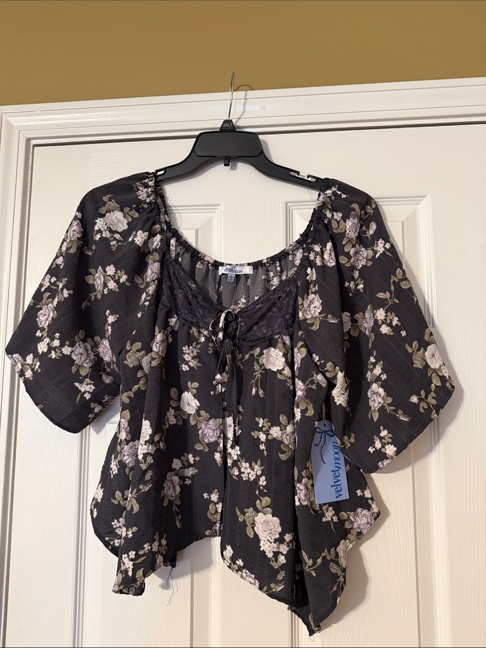 Velvet Moon Black Floral Lace-Trim Tie-Front open Peasant Blouse L
